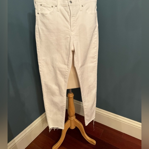 J. Crew High Rise Jeans in white - Picture 2 of 8